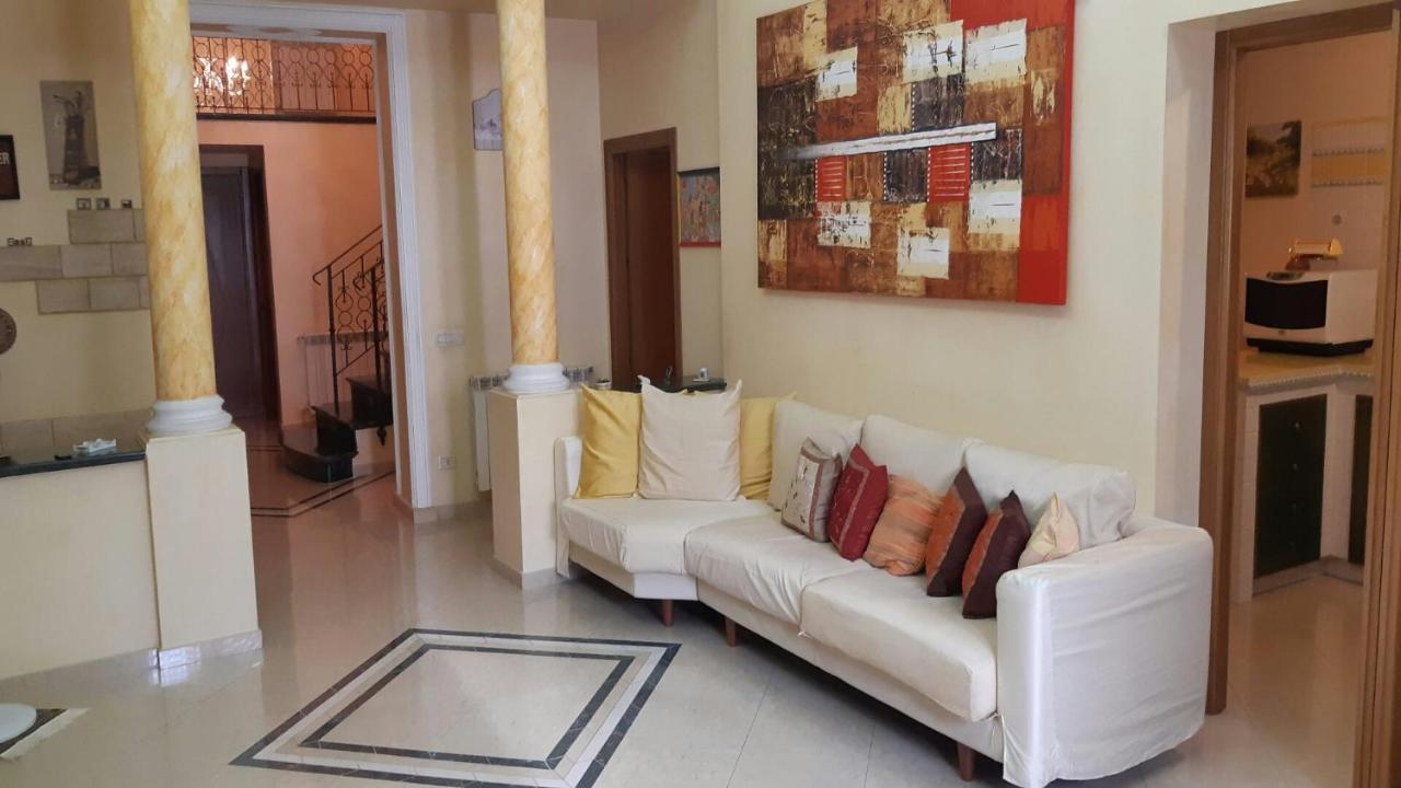 Carini Luxury Apartment Vicino Aereoporto E Al Mare Extérieur photo